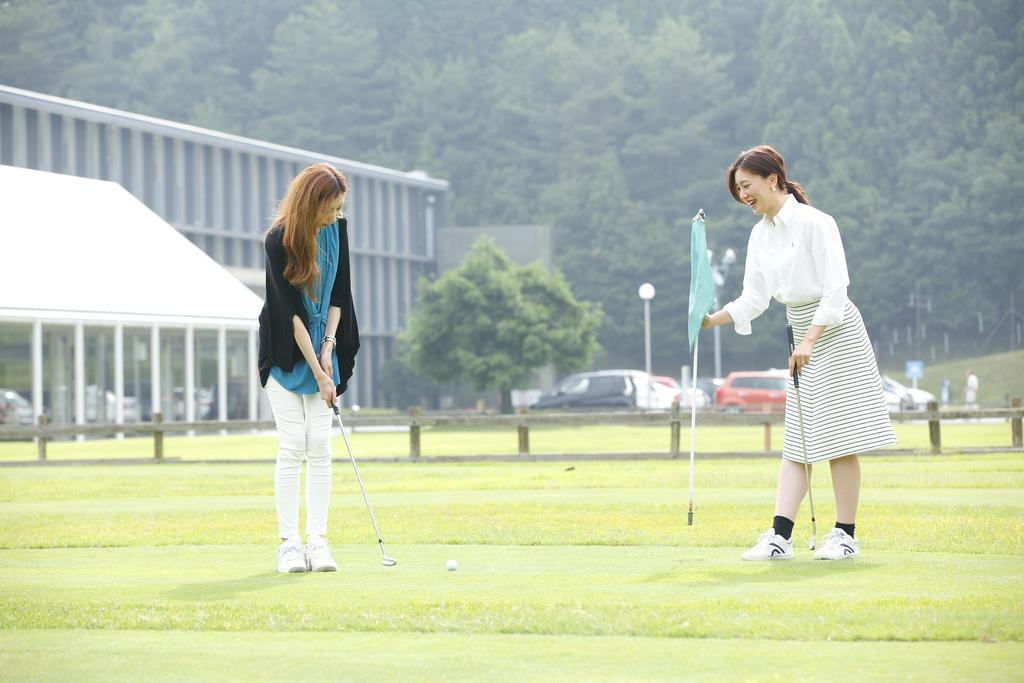 Menard Aoyama Resort: Wafukan Utatsukasa Iga Dış mekan fotoğraf